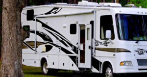 How to Sell a Financed RV: The Ultimate Dealer & Private Seller Guide