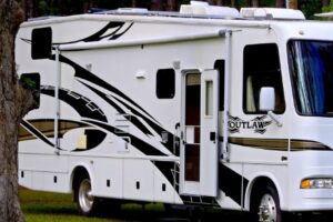 How to Sell a Financed RV: The Ultimate Dealer & Private Seller Guide