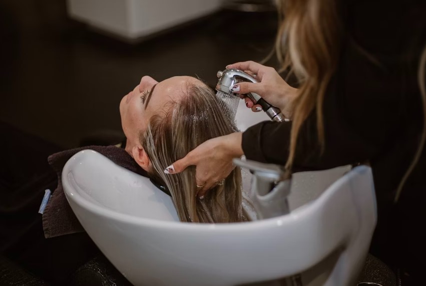 Finding the Right Hairdresser in the Upper East Side: What to Expect from a Luxury Salon Experience